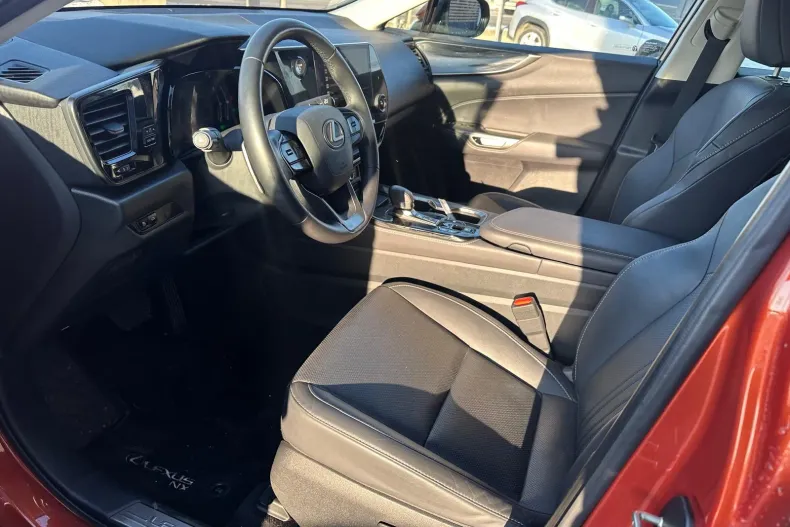 Lexus Seria NX din 2024 cu 34.828 km - oferta LEX192984 - foto 16