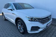 Volkswagen Touareg din 2022 cu 129.600 km - oferta VOL192986 - foto 2