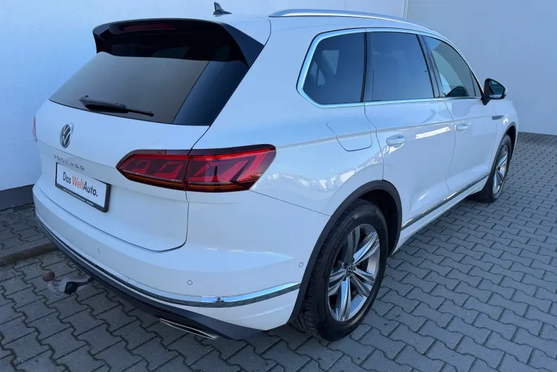 Volkswagen Touareg din 2022 cu 129.600 km - oferta VOL192986 - foto 4