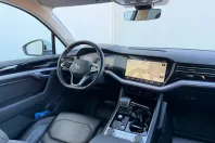 Volkswagen Touareg din 2022 cu 129.600 km - oferta VOL192986 - foto 9