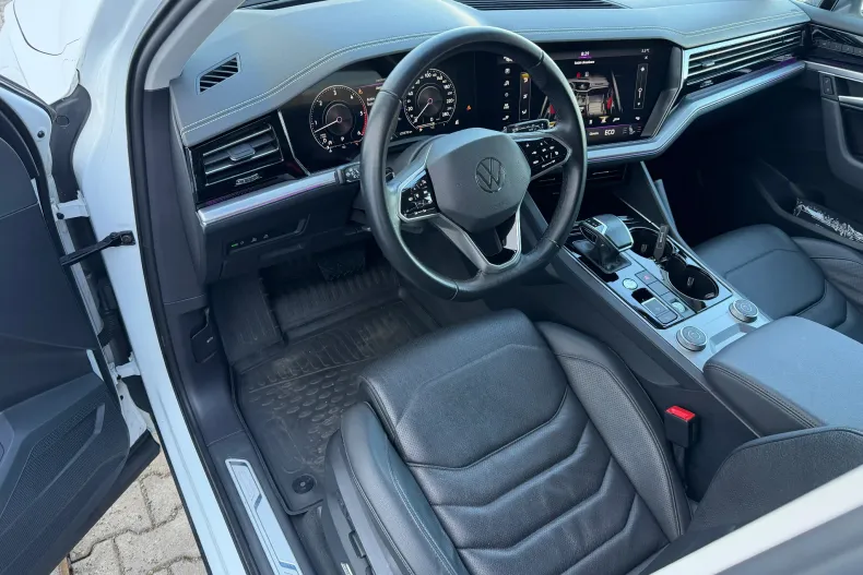 Volkswagen Touareg din 2022 cu 129.600 km - oferta VOL192986 - foto 25