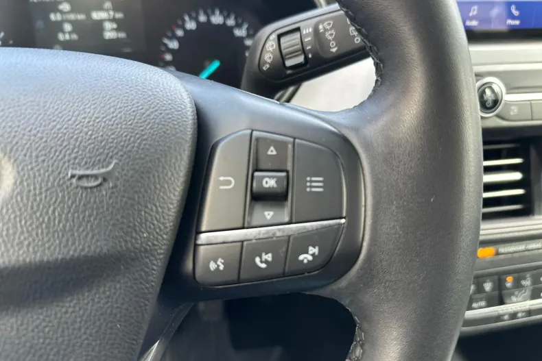 Ford Focus din 2022 cu 72.110 km - oferta FOR192987 - foto 18