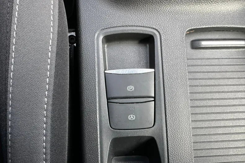 Ford Focus din 2022 cu 72.110 km - oferta FOR192987 - foto 23
