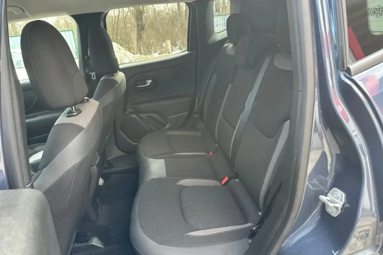 Jeep Renegade din 2023 cu 63.230 km - oferta JEE192988 - foto 11