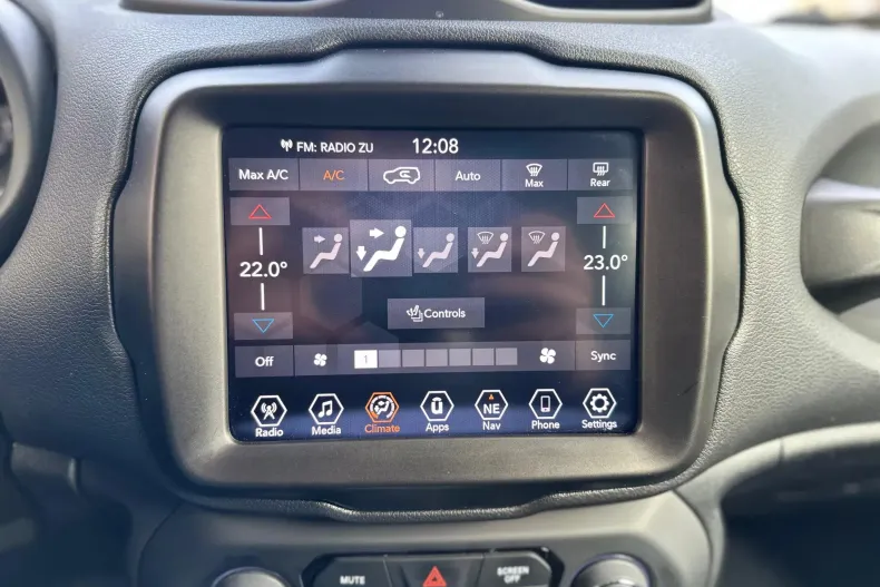 Jeep Renegade din 2023 cu 63.230 km - oferta JEE192988 - foto 18