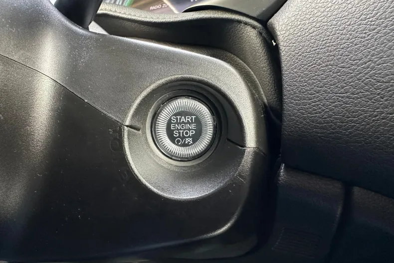 Jeep Renegade din 2023 cu 63.230 km - oferta JEE192988 - foto 27