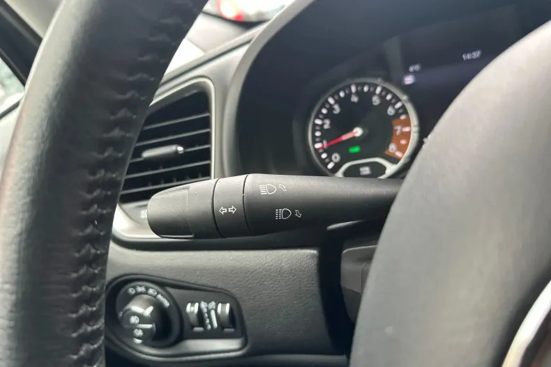 Jeep Renegade din 2023 cu 82.027 km - oferta JEE192989 - foto 19