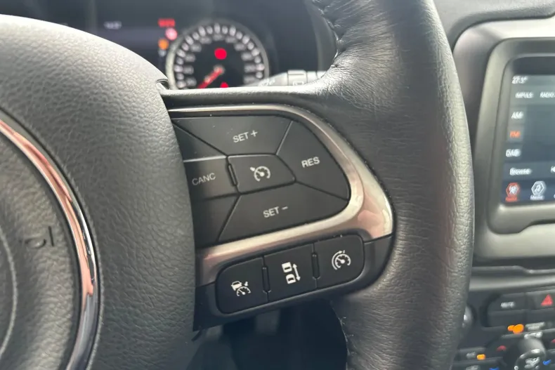 Jeep Renegade din 2023 cu 82.027 km - oferta JEE192989 - foto 22