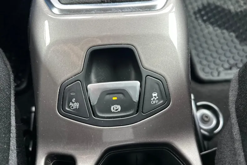 Jeep Renegade din 2023 cu 82.027 km - oferta JEE192989 - foto 25