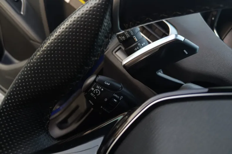 Peugeot 3008 din 2020 cu 159.774 km - oferta PEU192992 - foto 14