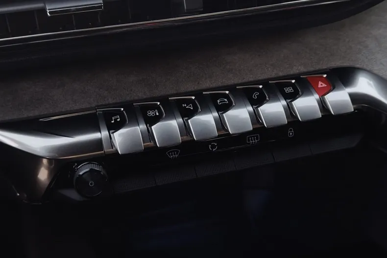 Peugeot 3008 din 2020 cu 159.774 km - oferta PEU192992 - foto 15