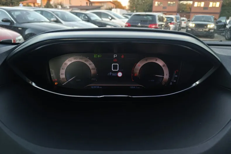 Peugeot 3008 din 2020 cu 159.774 km - oferta PEU192992 - foto 18