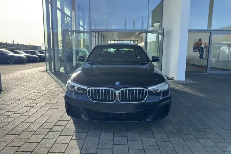 BMW 540d (Seria 5) din 2021 cu 142.225 km - oferta BMW192993 - foto 1