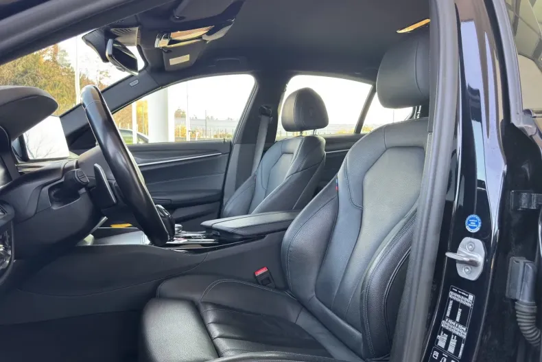 BMW 540d (Seria 5) din 2021 cu 142.225 km - oferta BMW192993 - foto 6