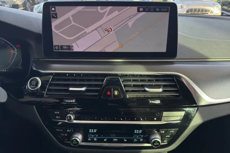 BMW 540d (Seria 5) din 2021 cu 142.225 km - oferta BMW192993 - foto 9