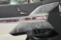 BMW 750e (Seria 7) din 2025 cu 15 km - oferta BMW192995 - foto 7