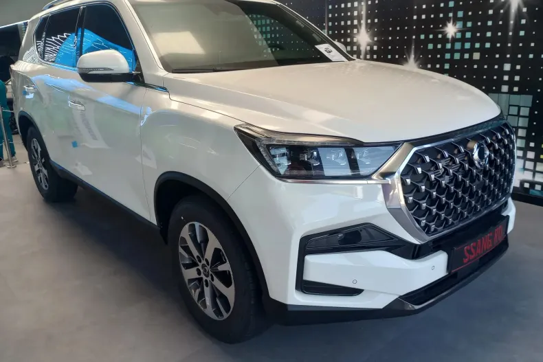 KGM Rexton din 2024 cu 8 km - oferta KGM193001 - foto 4