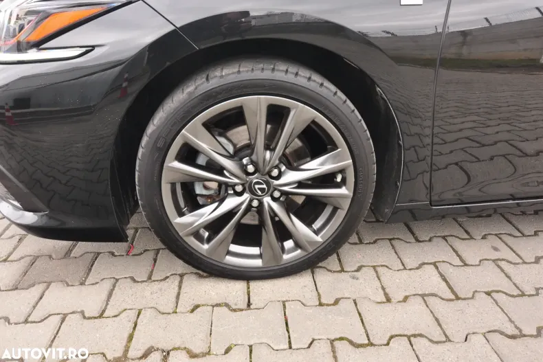 Lexus Seria ES din 2020 cu 174.500 km - oferta LEX193011 - foto 5