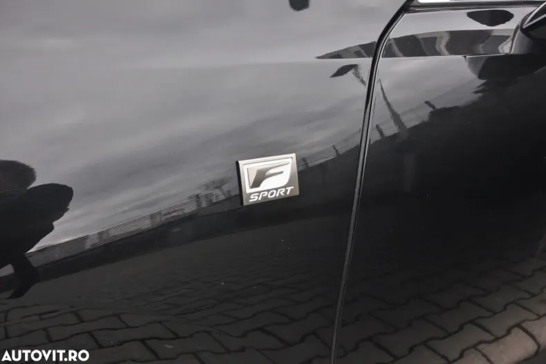 Lexus Seria ES din 2020 cu 174.500 km - oferta LEX193011 - foto 7