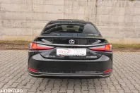 Lexus Seria ES din 2020 cu 174.500 km - oferta LEX193011 - foto 9