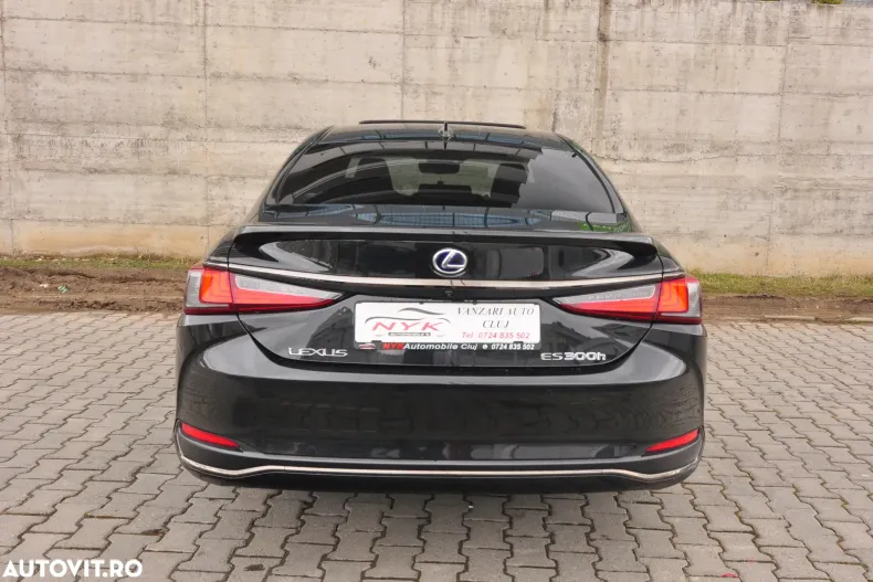 Lexus Seria ES din 2020 cu 174.500 km - oferta LEX193011 - foto 9