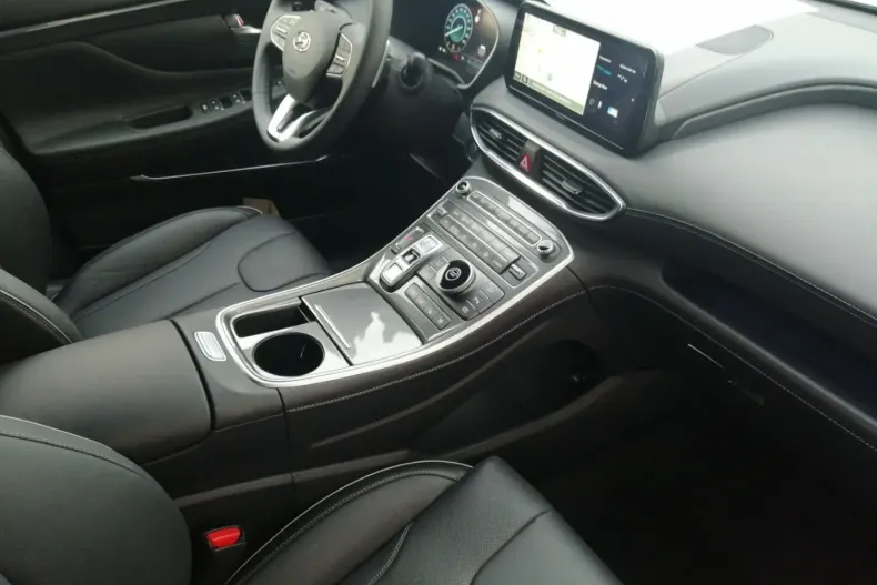 Hyundai Santa Fe din 2024 cu 14.900 km - oferta HYU193017 - foto 6