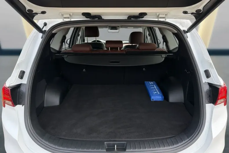 Hyundai Santa Fe din 2023 cu 60.474 km - oferta HYU193018 - foto 13