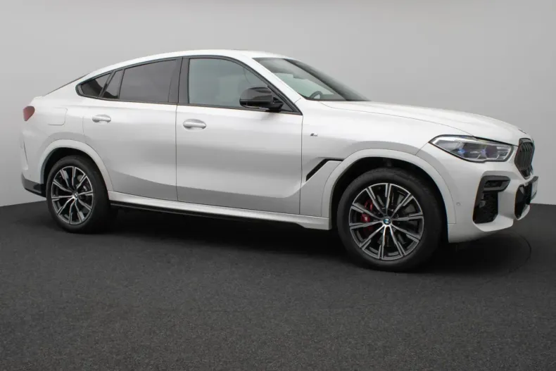 BMW X6 (Seria X) din 2022 cu 45.478 km - oferta BMW193019 - foto 4