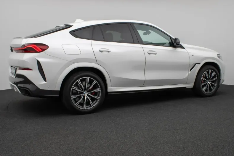 BMW X6 (Seria X) din 2022 cu 45.478 km - oferta BMW193019 - foto 6