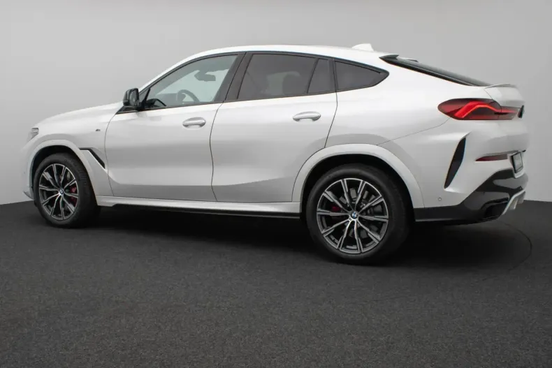 BMW X6 (Seria X) din 2022 cu 45.478 km - oferta BMW193019 - foto 10