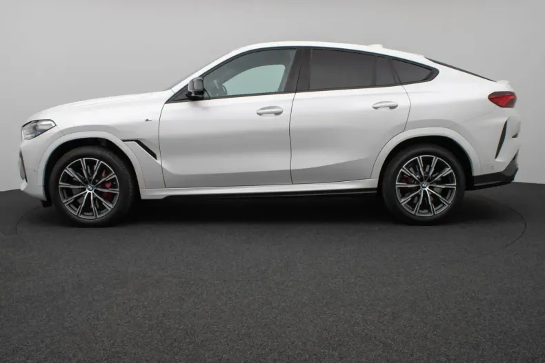 BMW X6 (Seria X) din 2022 cu 45.478 km - oferta BMW193019 - foto 11