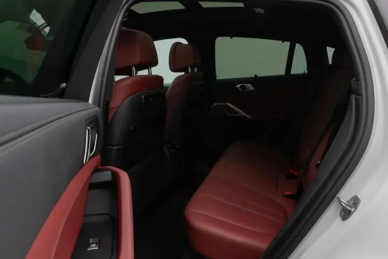 BMW X6 (Seria X) din 2022 cu 45.478 km - oferta BMW193019 - foto 24