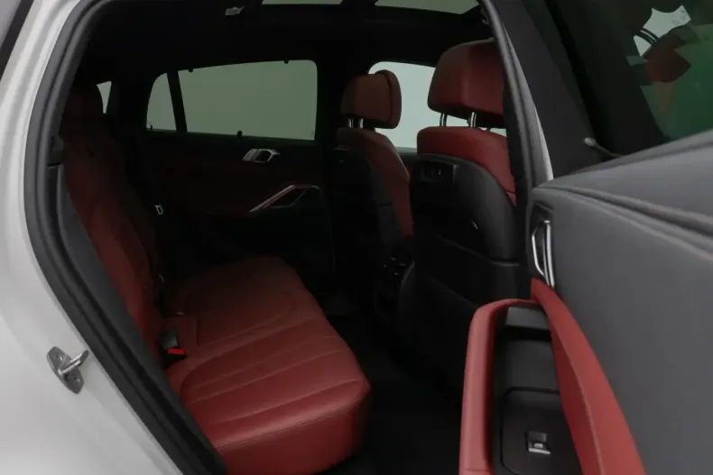 BMW X6 (Seria X) din 2022 cu 45.478 km - oferta BMW193019 - foto 25