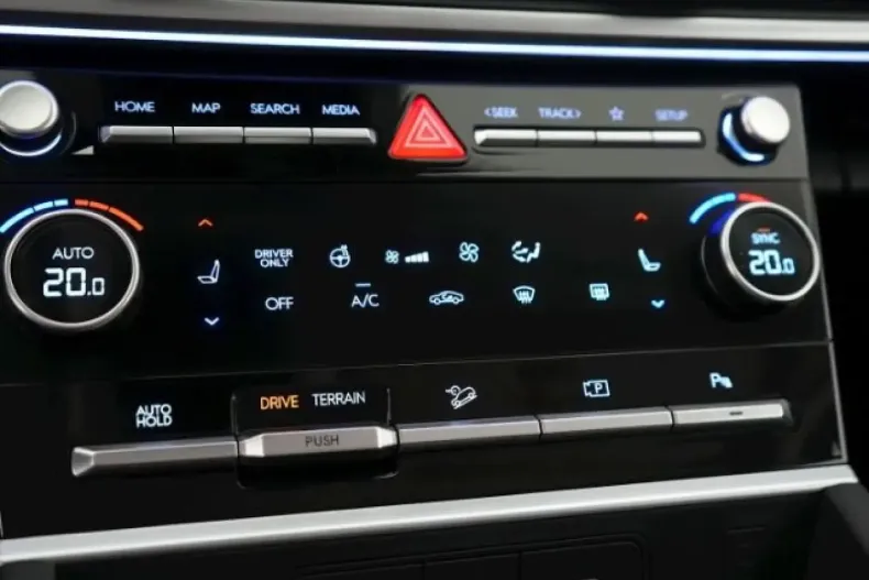 Hyundai Santa Fe din 2025 cu 8.890 km - oferta HYU193021 - foto 14