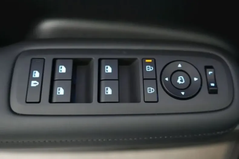 Hyundai Santa Fe din 2025 cu 8.890 km - oferta HYU193021 - foto 20