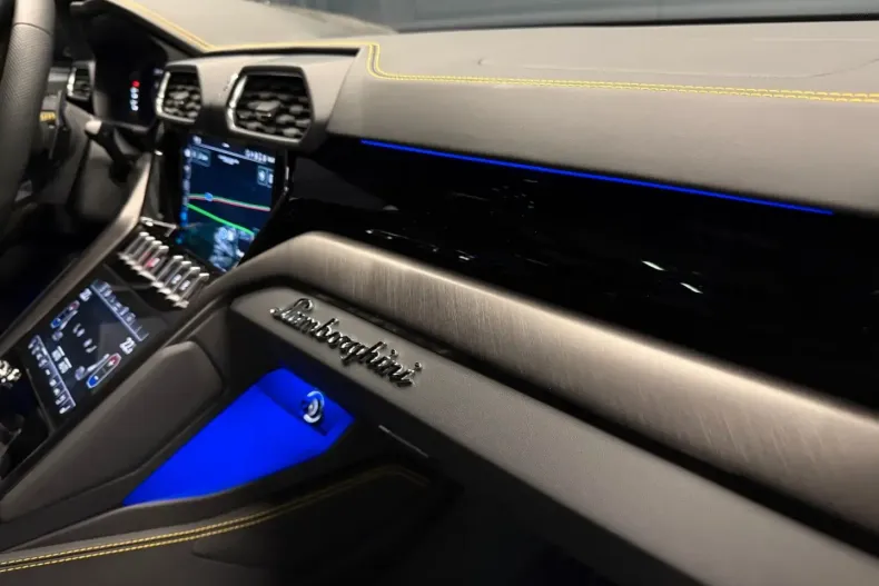 Lamborghini Urus din 2025 cu 8.000 km - oferta LAM193023 - foto 15