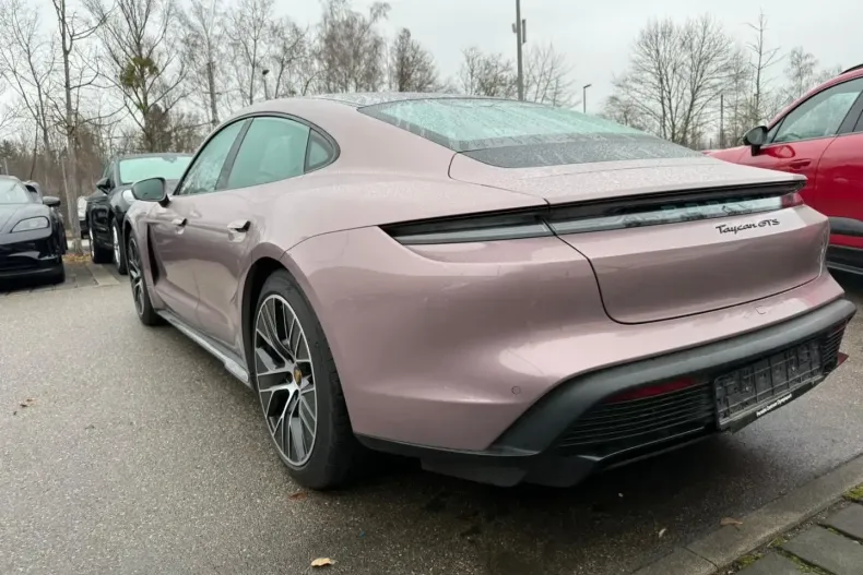 Porsche Taycan din 2022 cu 91.000 km - oferta POR193028 - foto 6