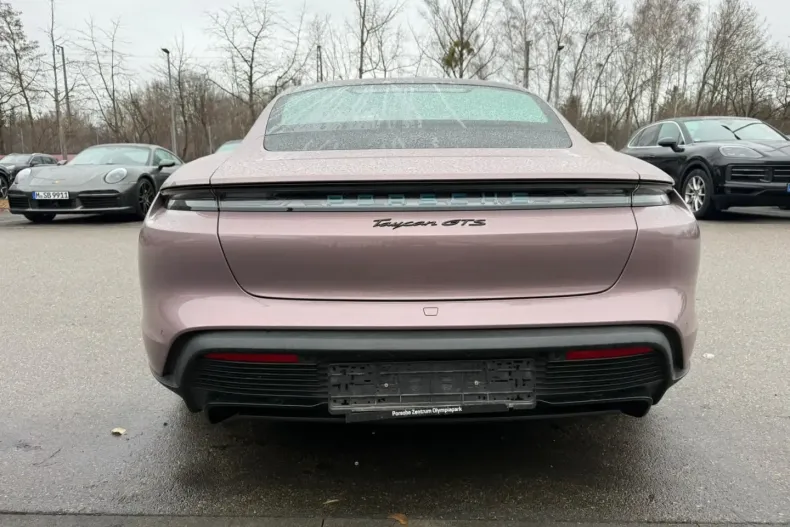 Porsche Taycan din 2022 cu 91.000 km - oferta POR193028 - foto 9