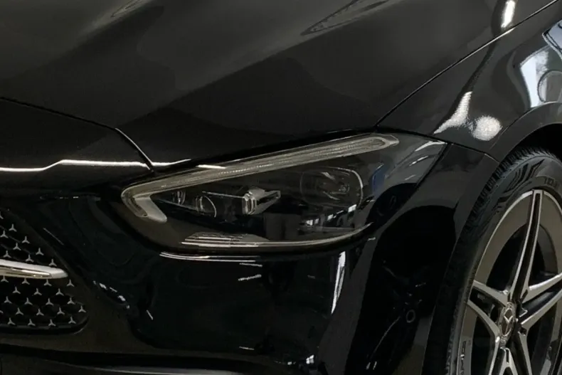 Mercedes-Benz C 300 (Clasa C) din 2024 cu 10.661 km - oferta MER193039 - foto 5