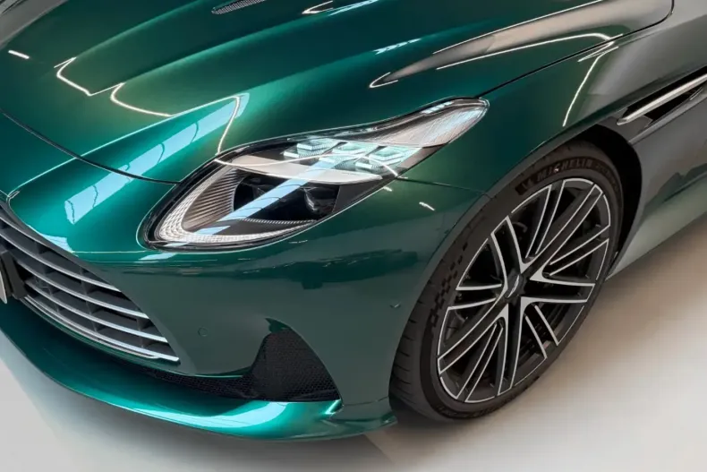 Aston Martin DB12 din 2026 cu 10 km - oferta AST193040 - foto 6