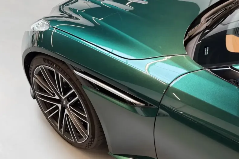 Aston Martin DB12 din 2026 cu 10 km - oferta AST193040 - foto 13