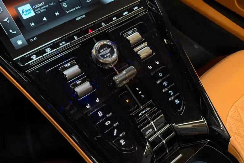 Aston Martin DB12 din 2026 cu 10 km - oferta AST193040 - foto 14