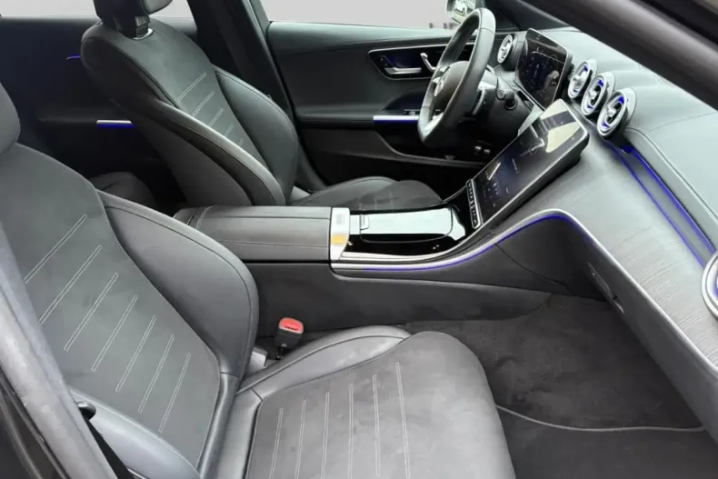 Mercedes-Benz C 300 (Clasa C) din 2024 cu 21.399 km - oferta MER193042 - foto 14