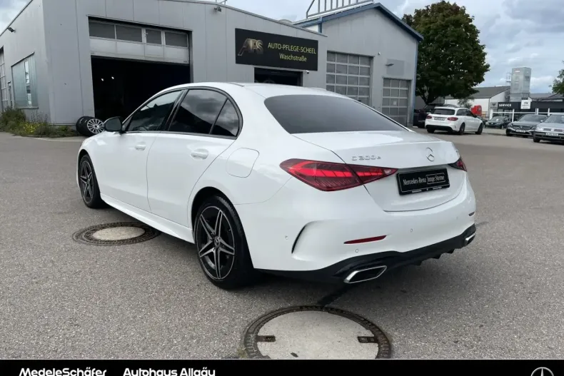 Mercedes-Benz C 300 (Clasa C) din 2024 cu 37.990 km - oferta MER193043 - foto 7