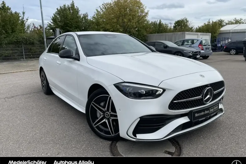 Mercedes-Benz C 300 (Clasa C) din 2024 cu 37.990 km - oferta MER193043 - foto 8