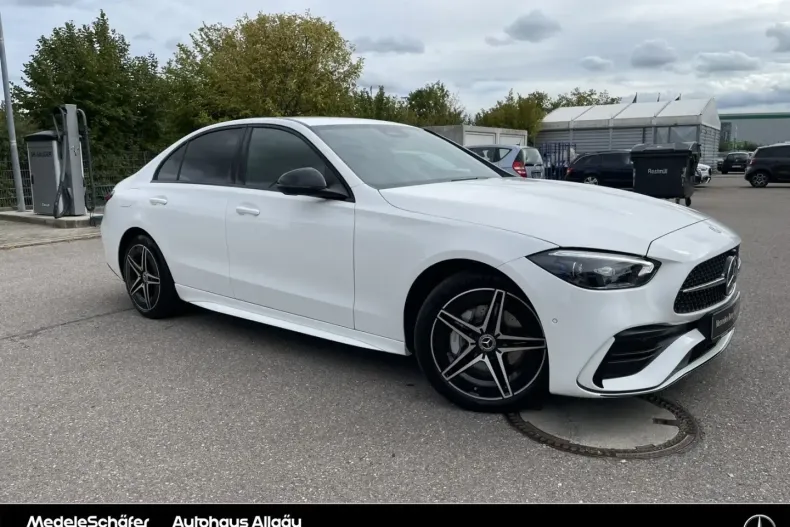 Mercedes-Benz C 300 (Clasa C) din 2024 cu 37.990 km - oferta MER193043 - foto 9