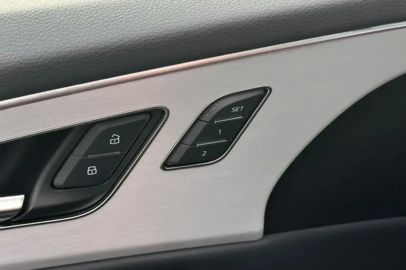 Audi Q8 din 2024 cu 35.164 km - oferta AUD193046 - foto 30