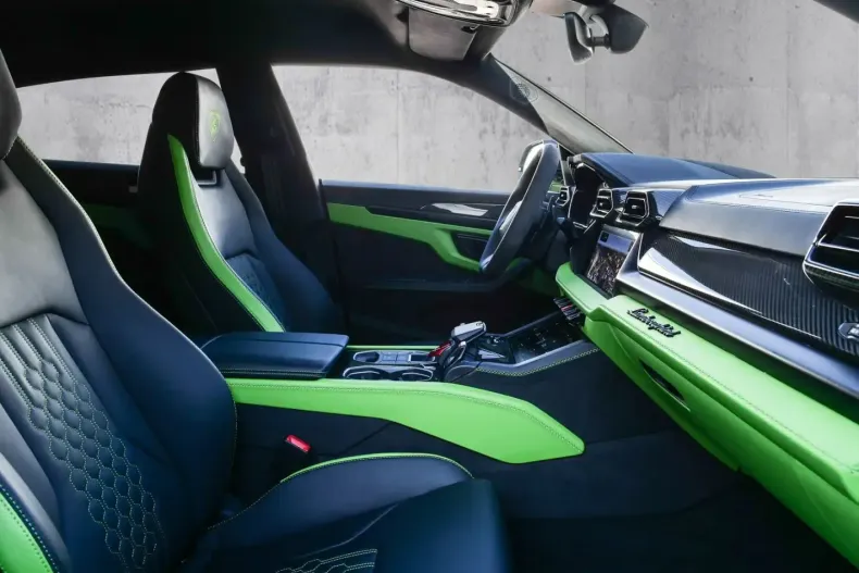 Lamborghini Urus din 2025 cu 14.150 km - oferta LAM193048 - foto 6