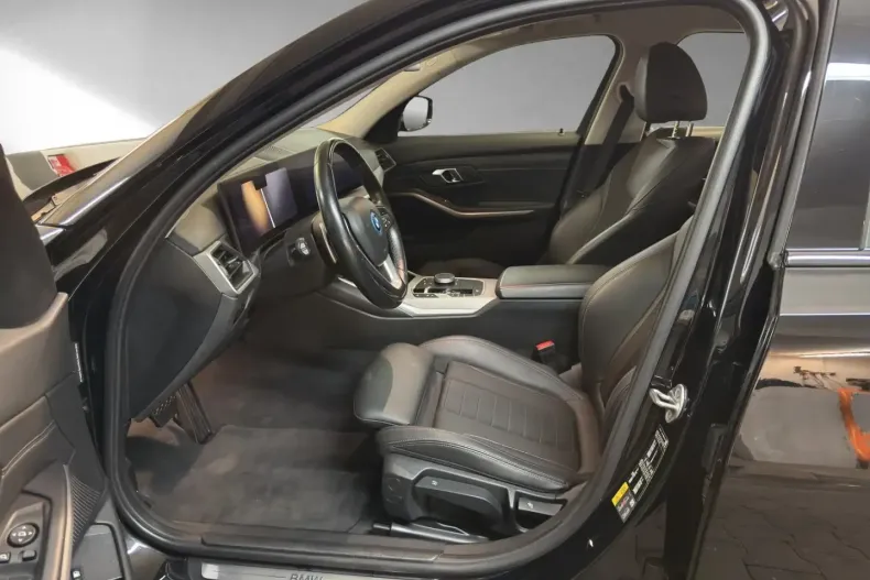 BMW 320 (Seria 3) din 2022 cu 62.900 km - oferta BMW193052 - foto 8