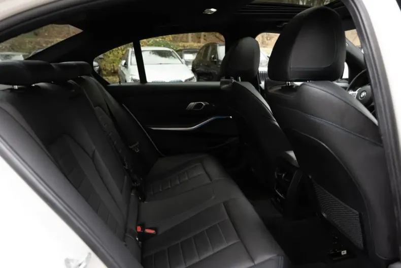 BMW 330 (Seria 3) din 2021 cu 89.177 km - oferta BMW193053 - foto 8